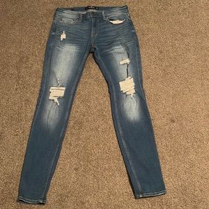 Hollister 31 width 32 length skinny jeans
